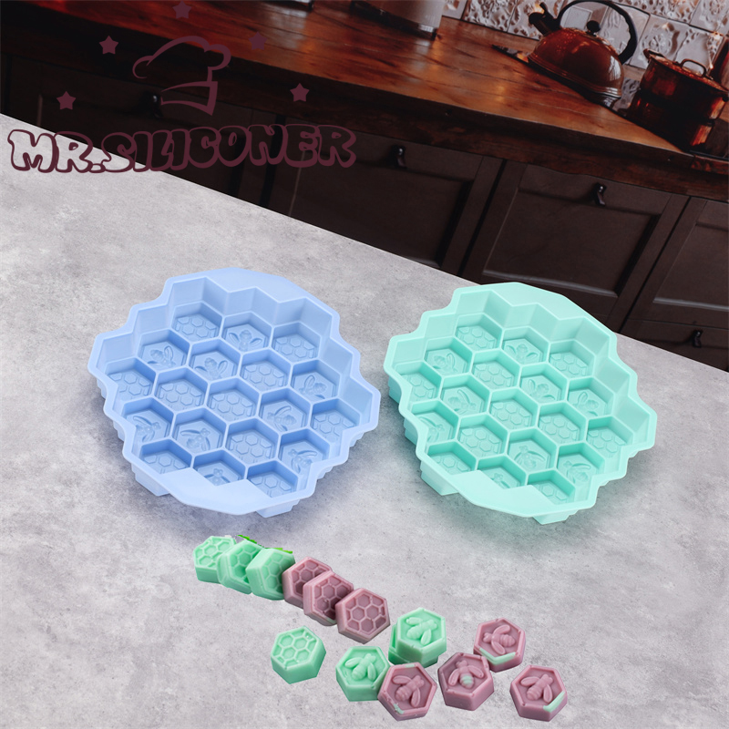 Eco Soap - Silicone 19 Mobile Bee Honeycomb Cake